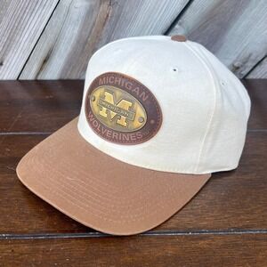 Vintage Michigan Wolverines Hat Signatures Leather Patch 2 Tone‎ Strapback Cream